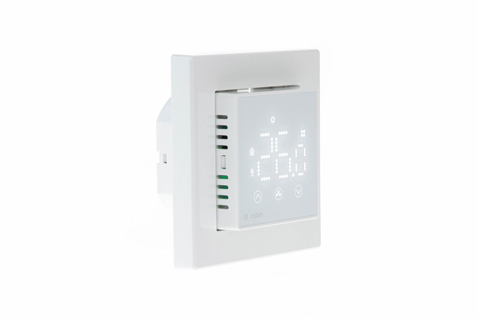 Ридан 088L1141R — Электронный комнатный термостат RSmart-SW (РСмарт-SW) с Wi-Fi подключением 230V, белый